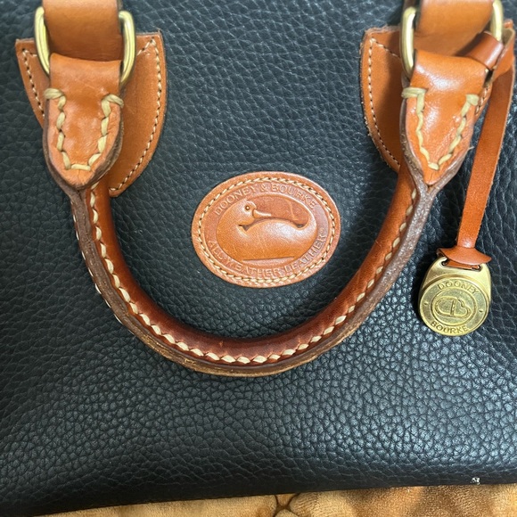 Dooney and Bourke vintage satchel bag - Picture 5 of 5